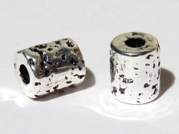 Keramikperle altsilber - Rohr Hammerschlag 10 x 8 mm